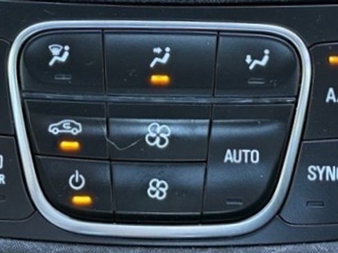 Used 2023 Chevrolet Malibu LT w/ Driver Confidence Package FWD image 25