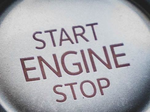 Used 2022 Volkswagen Tiguan SE R-Line image 8