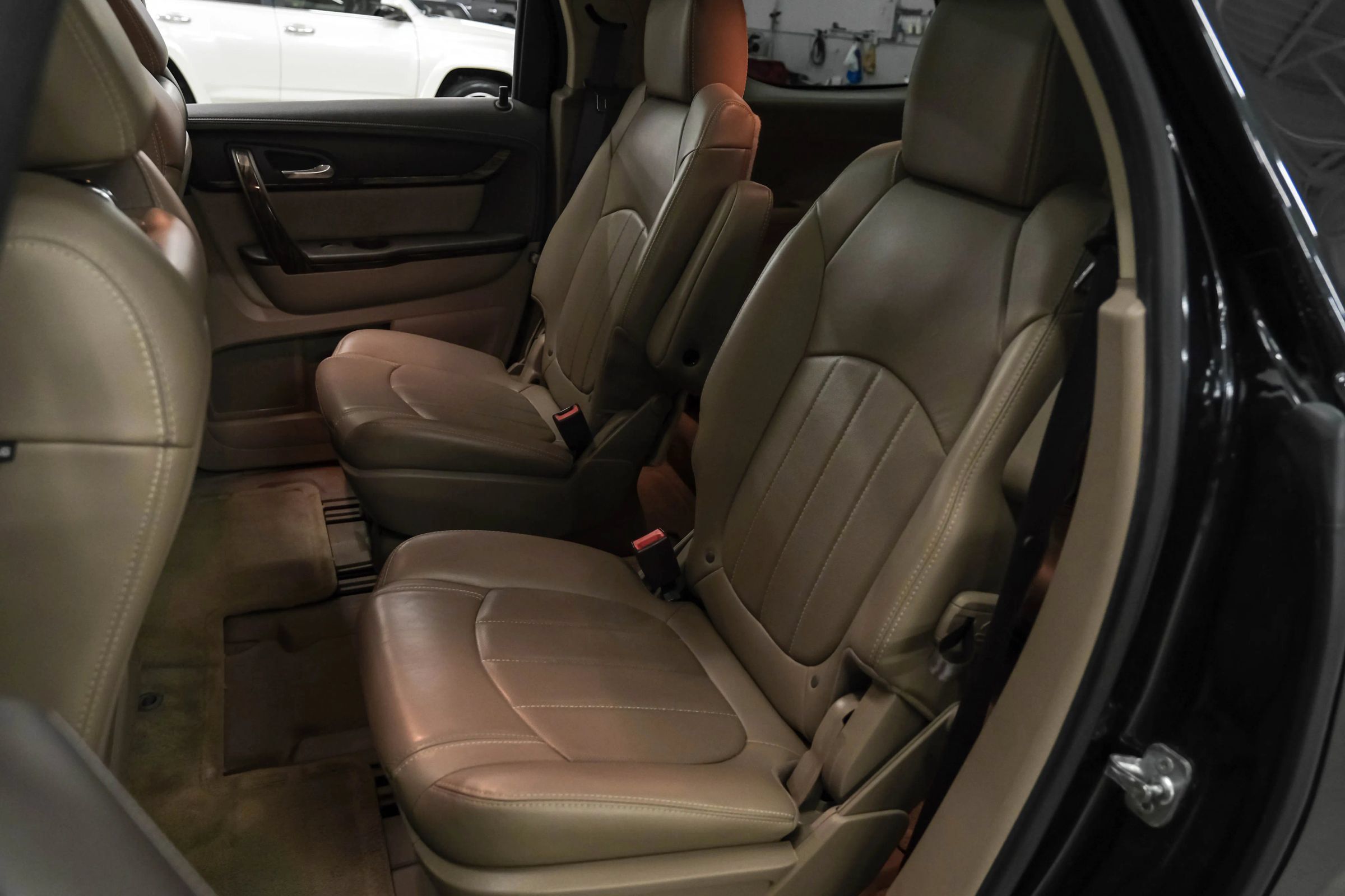 Used 2015 GMC Acadia Denali FWD image 34
