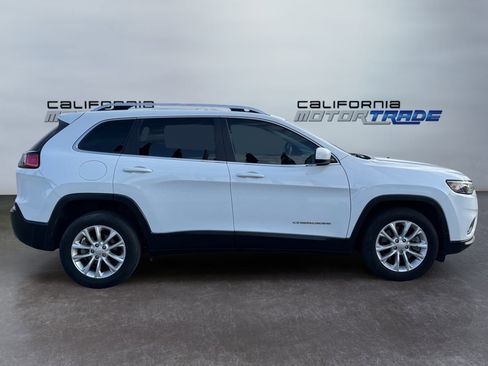 Used 2019 Jeep Cherokee Latitude w/ Popular Appearance Group image 4