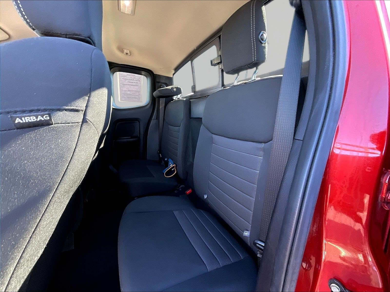 Used 2019 Ford Ranger XLT w/ Equipment Group 302A Luxury AWD/4WD image 23