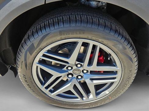 New 2026 Ford Explorer ST-Line w/ ST-Line Street Pack AWD/4WD image 9