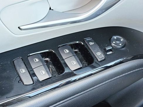 Used 2024 Hyundai Tucson Limited image 21