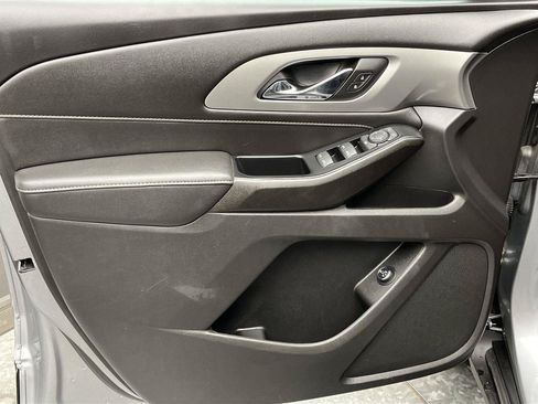 Certified 2023 Chevrolet Traverse LT w/ LPO, Floor Liner Package AWD/4WD image 6