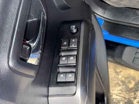 Used 2021 Toyota Tacoma TRD Sport AWD/4WD image 22
