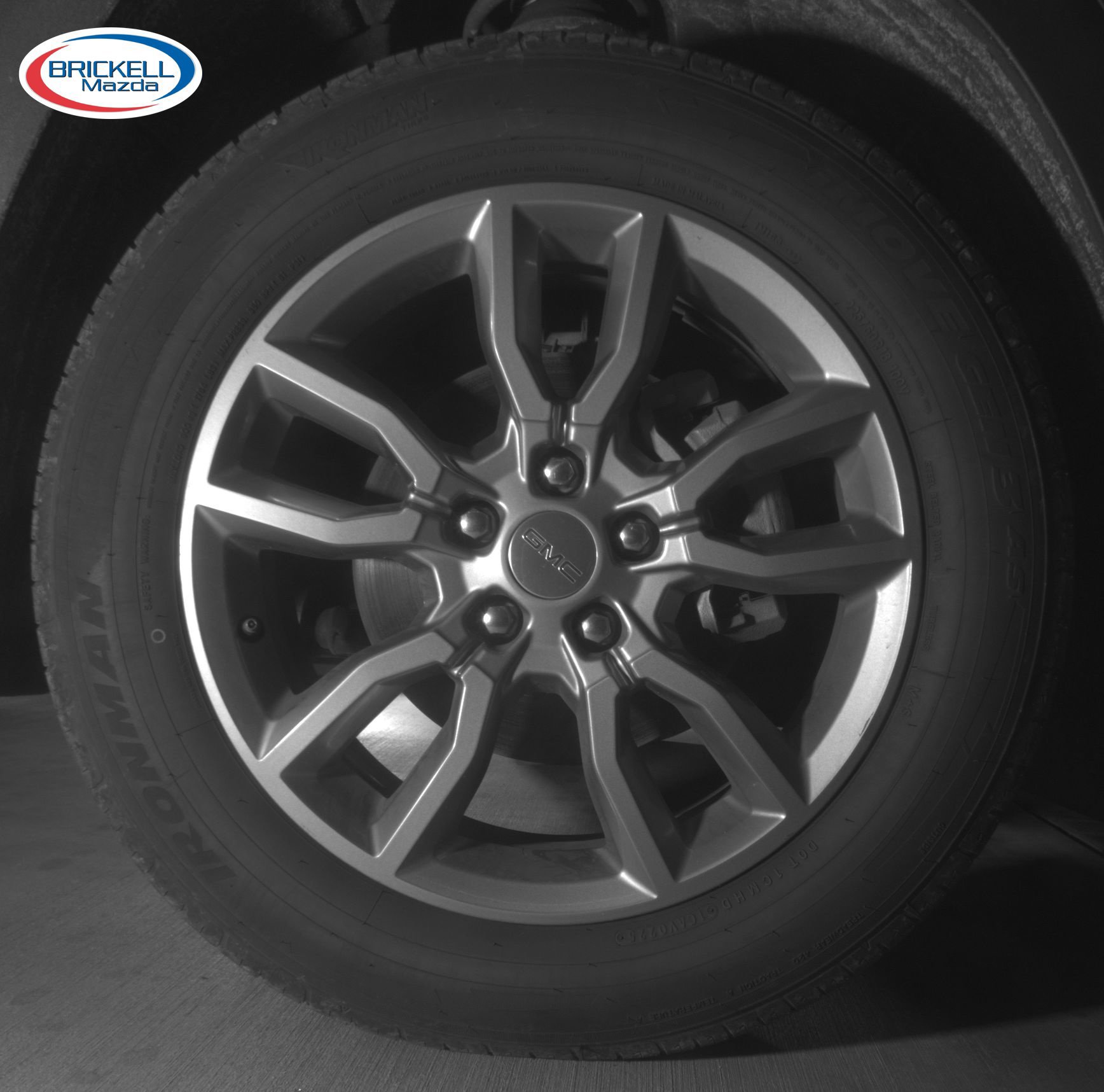 Used 2024 GMC Terrain SLT AWD/4WD image 11