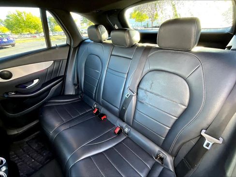 Used 2022 Mercedes-Benz GLC 300 image 20
