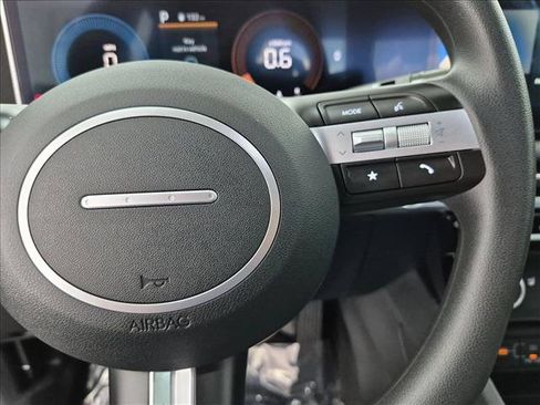 Certified 2026 Hyundai Santa Cruz SEL FWD image 30