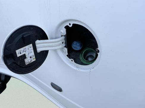 Used 2018 RAM 3500 Lone Star image 21