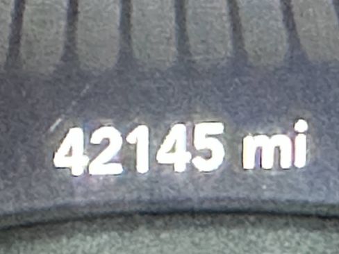 Used 2015 Dodge Challenger R/T Plus RWD image 22