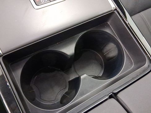 Certified 2025 Land Rover Range Rover Evoque Dynamic SE AWD/4WD image 28