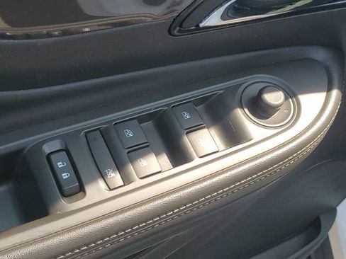 Certified 2020 Buick Encore Preferred FWD image 14