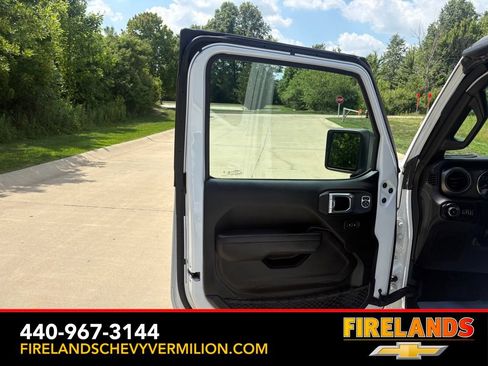 Used 2022 Jeep Wrangler Unlimited Sport AWD/4WD image 14