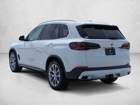 New 2026 BMW X5 xDrive40i AWD/4WD image 9