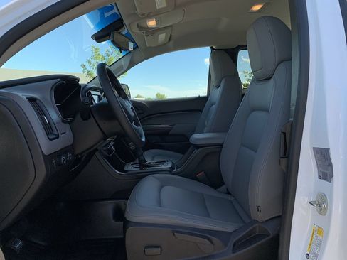 Used 2021 Chevrolet Colorado W/T w/ WT Convenience Package AWD/4WD image 23
