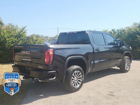 Certified 2021 GMC Sierra 1500 AT4 w/ Technology Package AWD/4WD image 4
