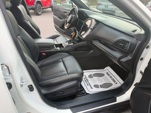 Used 2022 Subaru Outback Wilderness image 17