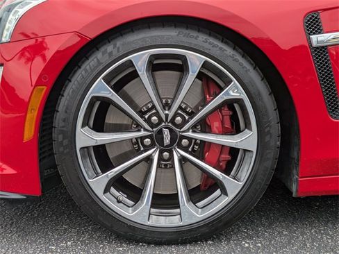 Used 2019 Cadillac CTS V w/ Luxury Package image 14