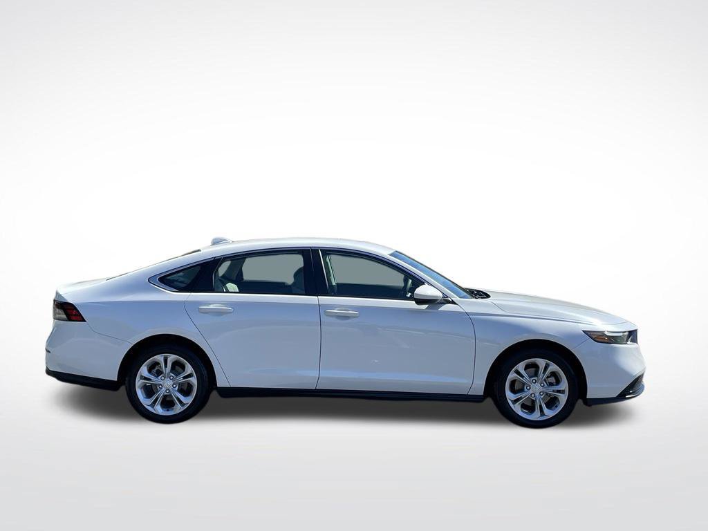 Certified 2025 Honda Accord LX image 7