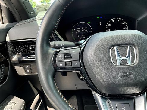 Used 2024 Honda CR-V Sport Touring image 11
