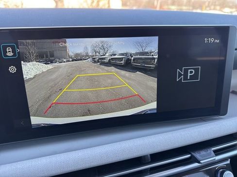 Certified 2025 Hyundai Tucson SEL image 17