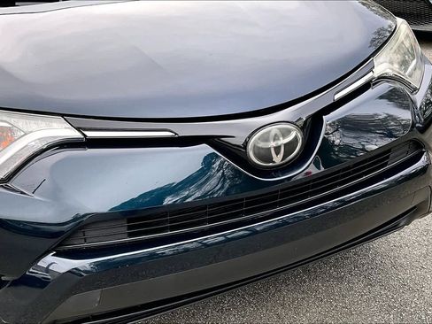 Certified 2017 Toyota RAV4 LE image 29