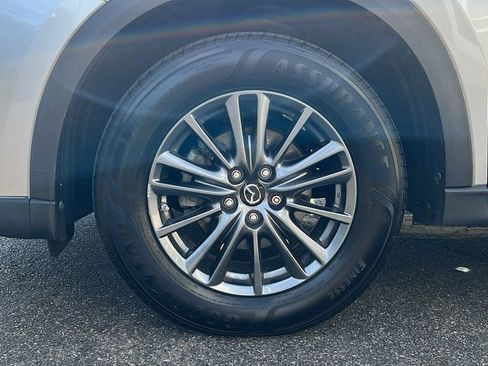 Used 2019 MAZDA CX-5 Touring image 9