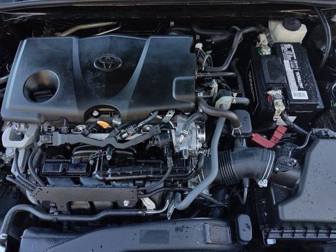 Used 2022 Toyota Camry SE FWD image 30