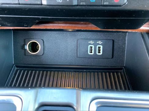 Used 2016 Ford F150 Limited w/ Trailer Tow Package image 31