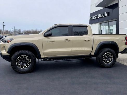 Used 2024 Chevrolet Colorado ZR2 w/ Technology Package image 6