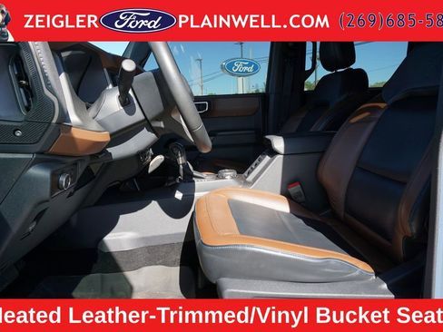Used 2024 Ford Bronco Outer Banks AWD/4WD image 16