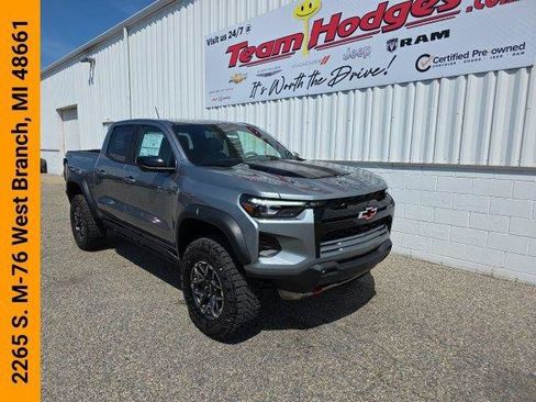 New 2026 Chevrolet Colorado ZR2 w/ Technology Package AWD/4WD image 4