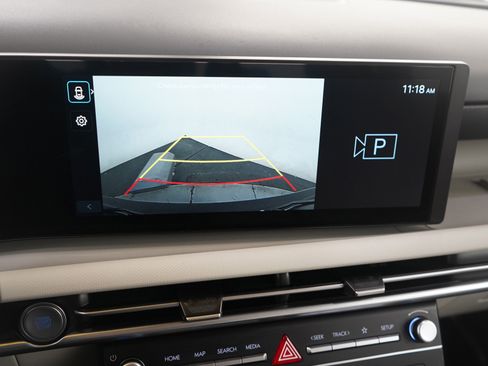 Certified 2025 Hyundai Tucson SE image 26