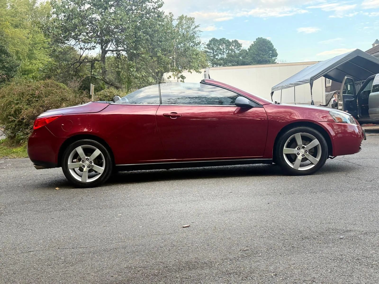 Used 2008 Pontiac G6 GT w/ Sport Package FWD image 10