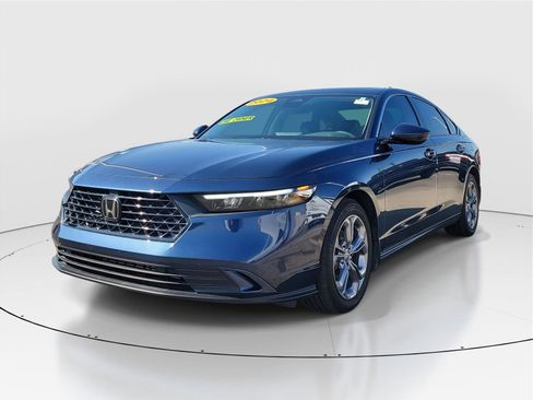 Used 2024 Honda Accord EX image 2