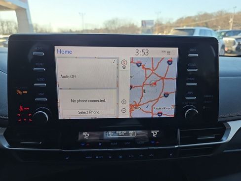 Used 2023 Toyota Sienna XSE image 24