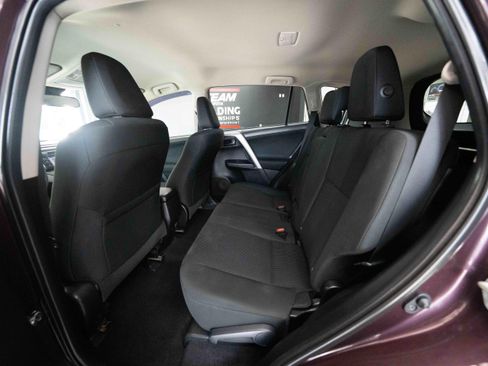 Used 2018 Toyota RAV4 LE w/ All Weather Liner Package AWD/4WD image 23