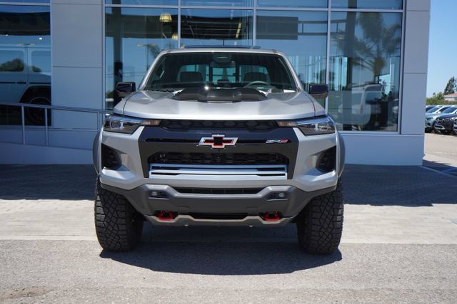 New 2026 Chevrolet Colorado ZR2 w/ Technology Package AWD/4WD image 3