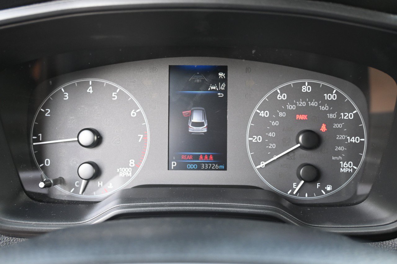 Used 2024 Toyota Corolla Cross LE AWD/4WD image 11