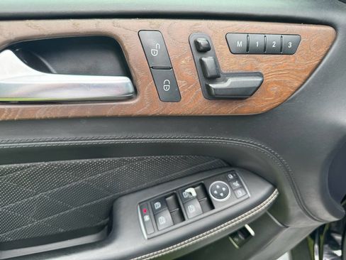 Used 2015 Mercedes-Benz GL 450 4MATIC image 17