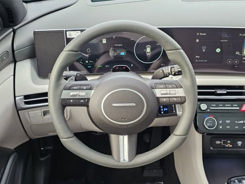 New 2026 Hyundai Tucson Limited image 16