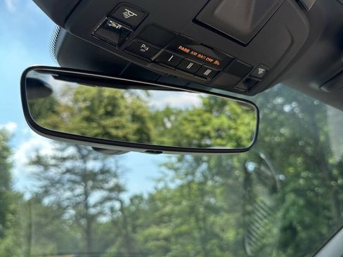 Used 2018 Porsche 718 Boxster image 28