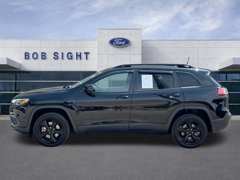 Used 2020 Jeep Cherokee Latitude Plus AWD/4WD image 32