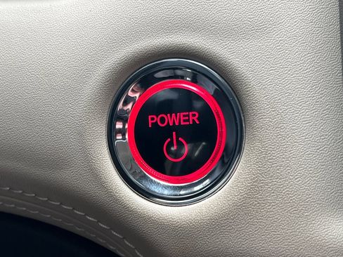 Used 2019 Honda Clarity Plug-In Hybrid image 21