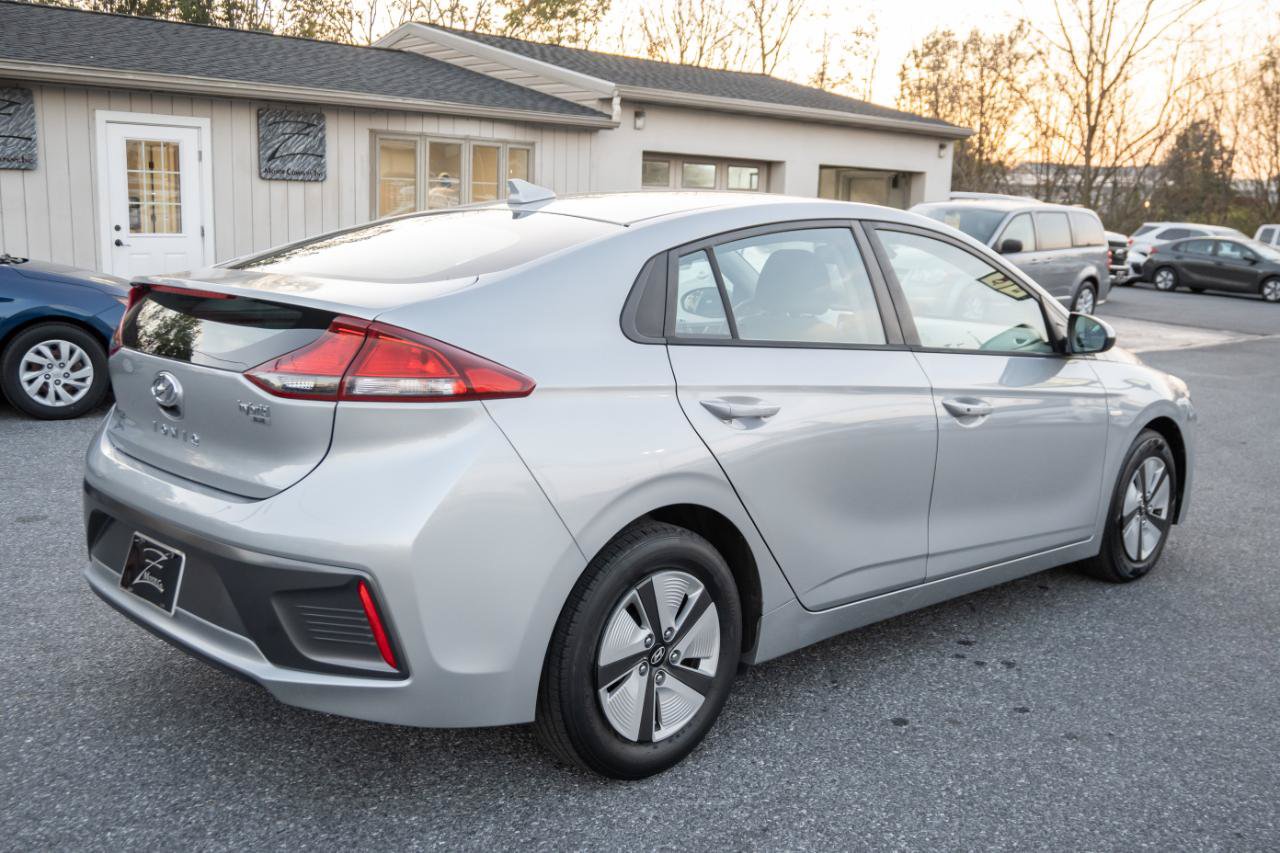 Used 2020 Hyundai Ioniq Blue FWD image 10