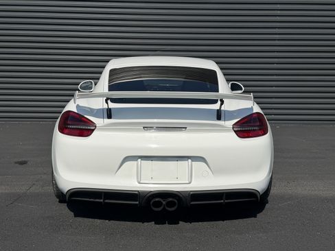 Certified 2016 Porsche Cayman GT4 RWD image 10