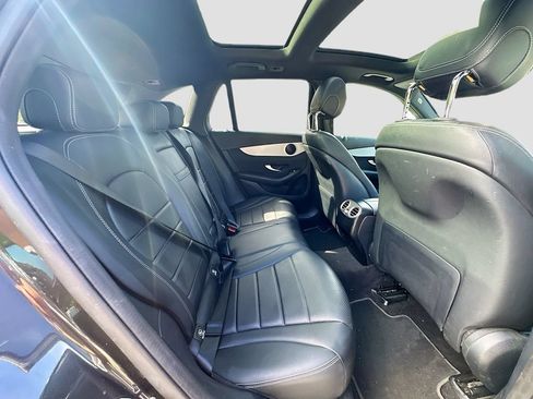 Certified 2022 Mercedes-Benz GLC 300 image 28
