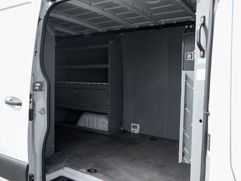 Used 2019 Mercedes-Benz Sprinter 144 image 16