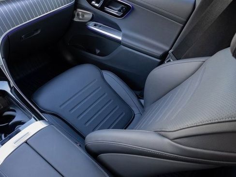 New 2025 Mercedes-Benz GLC 300 GLC 300 image 27