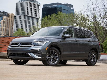 Used 2023 Volkswagen Tiguan SE